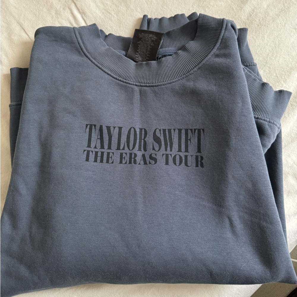 NWT Taylor Swift The Eras Tour Blue Crewneck